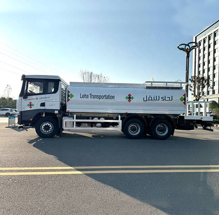 6x4 20000L Multi Function Water Tanker Bowser Sprinkler Truck with Engine & Pump Euro 3 Emission 2