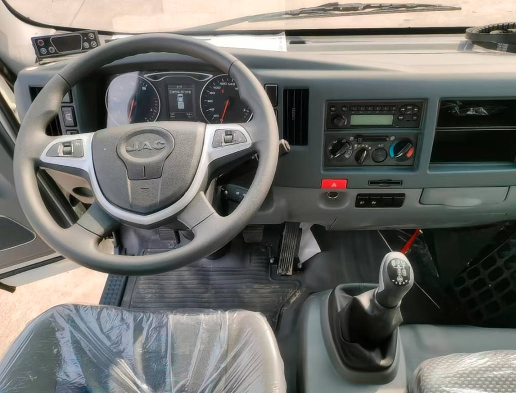 JAC Refrigerator Truck for Sale 10Tons 15Tons RHD LHD Freezer Truck Refrigerator Van Truck 5